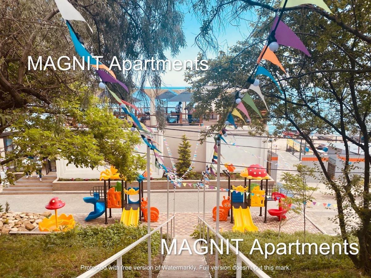 Magnit Apartments У Самого Моря オデッサ エクステリア 写真