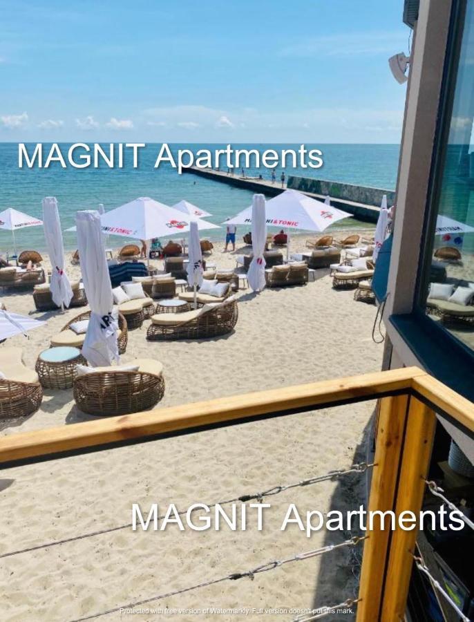 Magnit Apartments У Самого Моря オデッサ エクステリア 写真