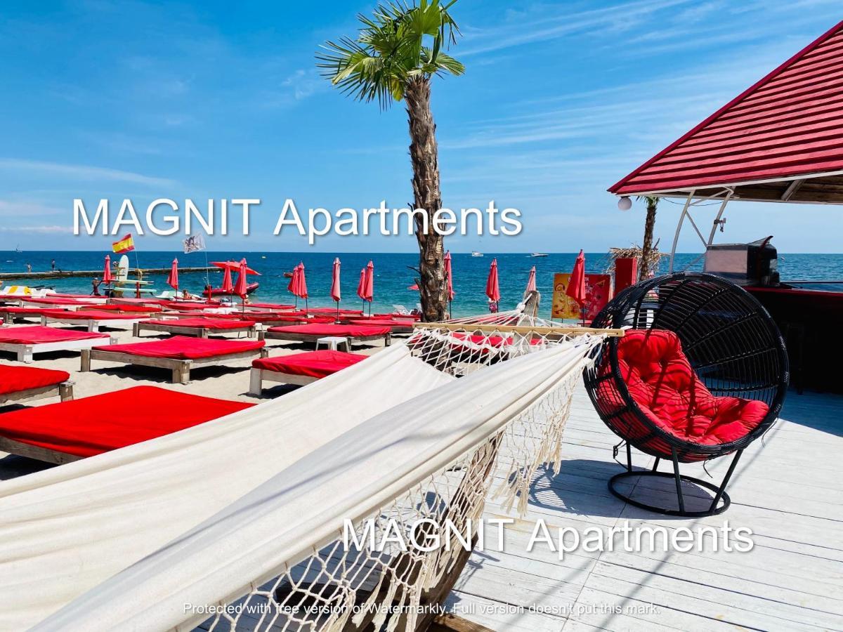 Magnit Apartments У Самого Моря オデッサ エクステリア 写真